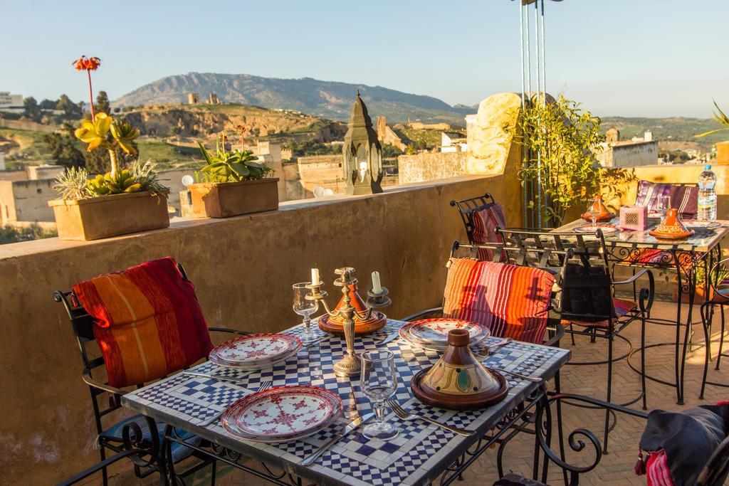 Riad Noujoum Medina Fez Bagian luar foto